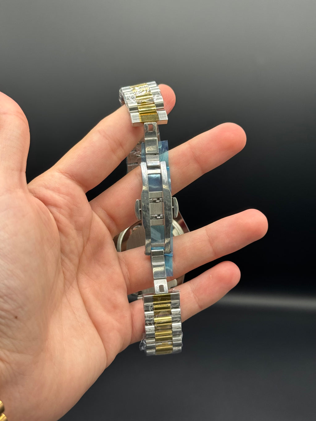 Submariner Style Watch – Tiffany Blue Dial – Gold Bezel – Two-Tone Silver & Gold Stainless Steel Strap – Rotating Bezel – Date Display